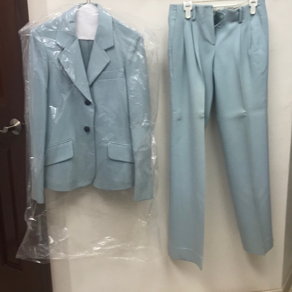 Suit